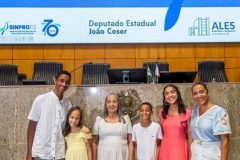 sinpro-es-celebra-70-anos-de-historia-em-defesa-dos-professores-da-rede-privada-019
