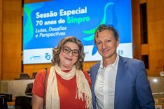 sinpro-es-celebra-70-anos-de-historia-em-defesa-dos-professores-da-rede-privada-029