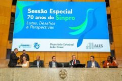 sinpro-es-celebra-70-anos-de-historia-em-defesa-dos-professores-da-rede-privada-087