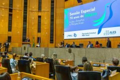 sinpro-es-celebra-70-anos-de-historia-em-defesa-dos-professores-da-rede-privada-102