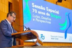 sinpro-es-celebra-70-anos-de-historia-em-defesa-dos-professores-da-rede-privada-132