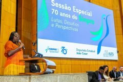 sinpro-es-celebra-70-anos-de-historia-em-defesa-dos-professores-da-rede-privada-149