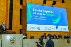 sinpro-es-celebra-70-anos-de-historia-em-defesa-dos-professores-da-rede-privada-158
