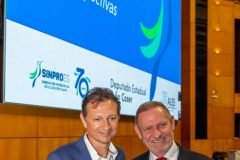 sinpro-es-celebra-70-anos-de-historia-em-defesa-dos-professores-da-rede-privada-236
